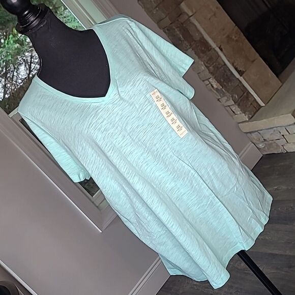 NWT Sonoma Blue Everyday Tee Vee Neck Tee Shirt - Picture 1 of 10